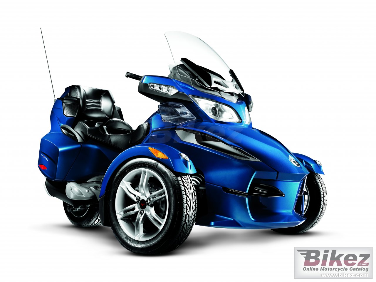 Big Can-Am spyder rt audio picture and wallpaper from Bikez.com